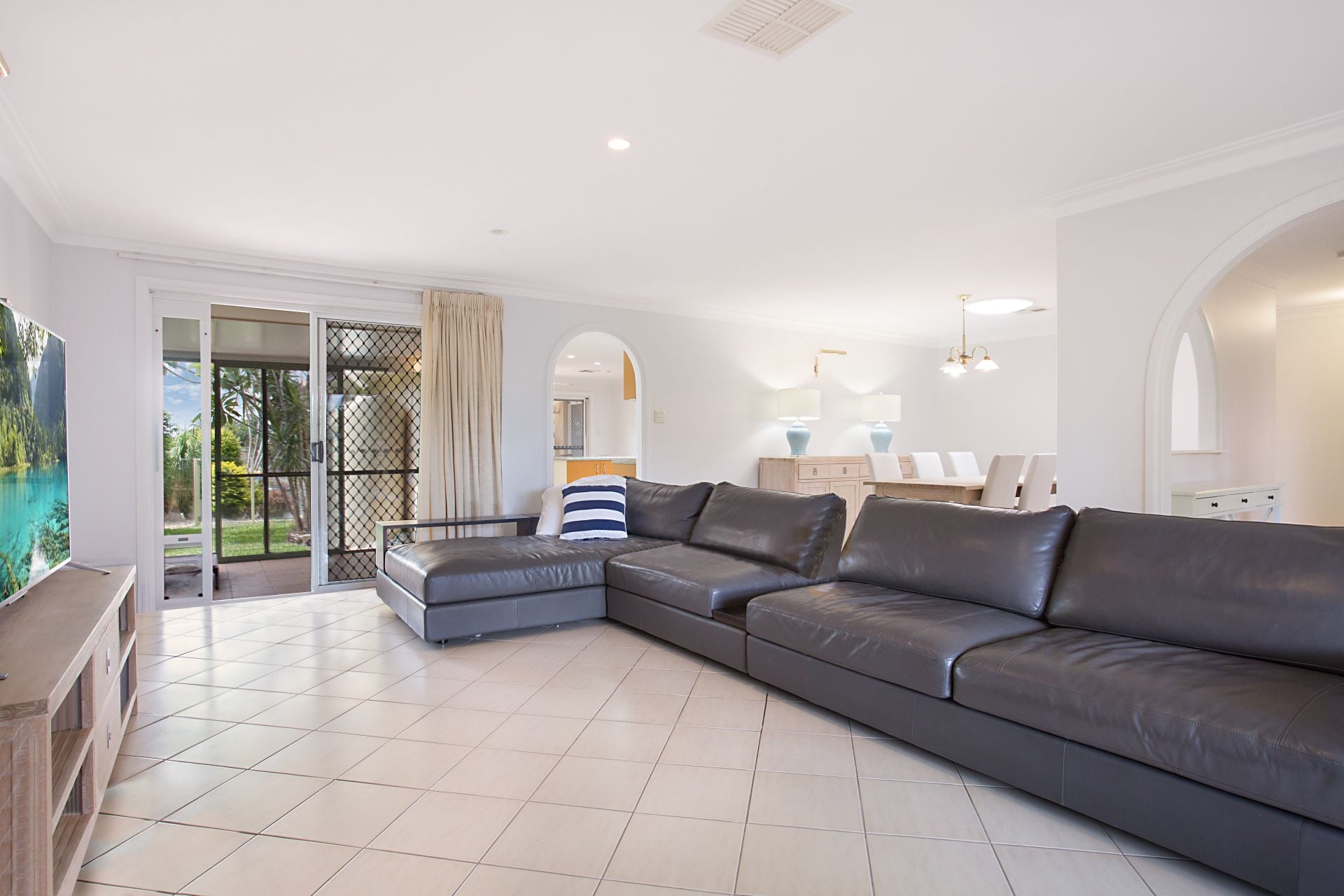 33 McCleary Street Sorrento QLD, Sorrento - Thumbnail 4