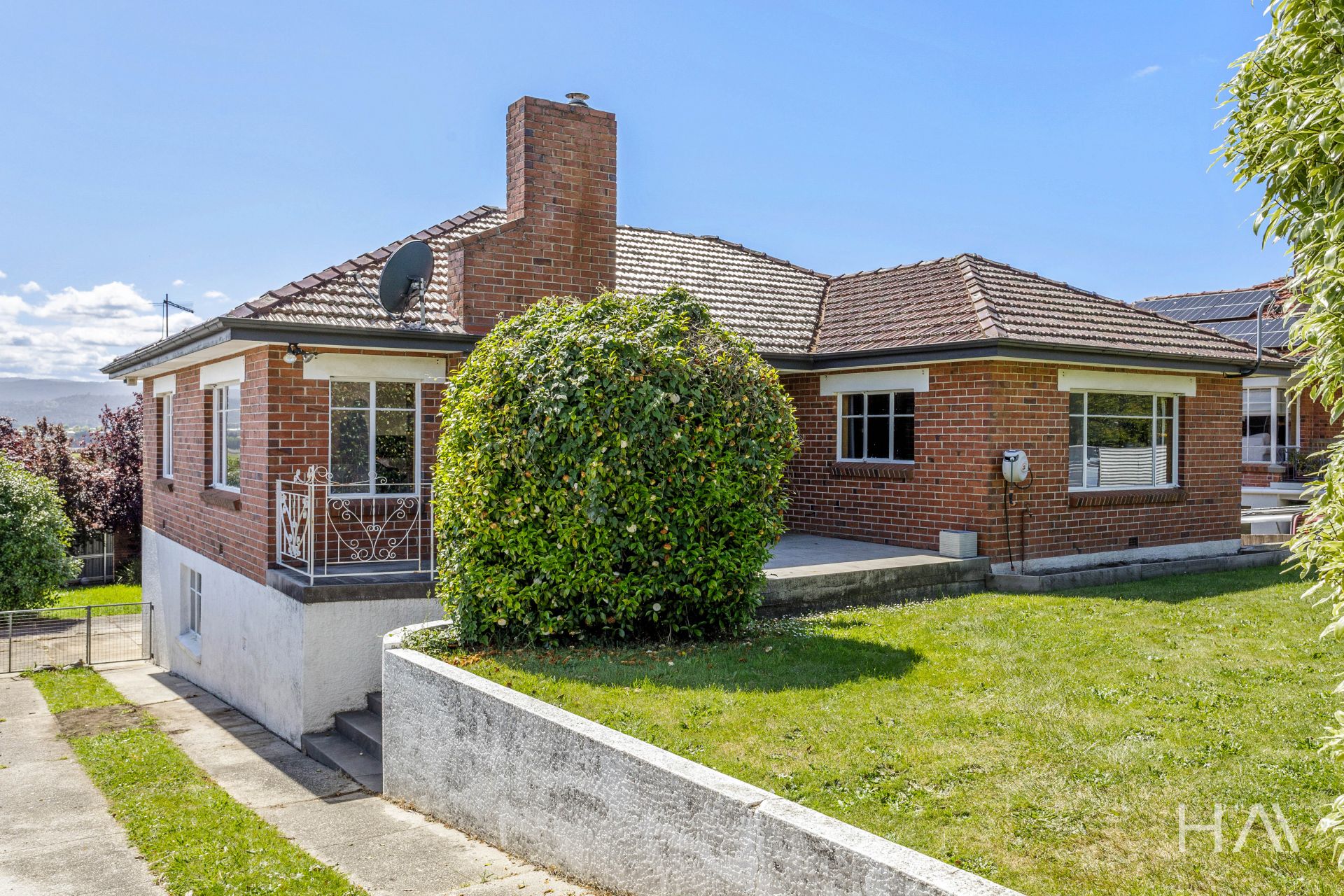 296 West Tamar Road Riverside, Riverside - Thumbnail 2