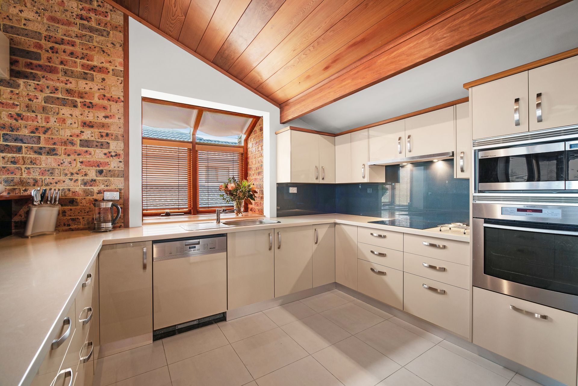 10 Bentley Street Redhead NSW, Redhead - Thumbnail 7