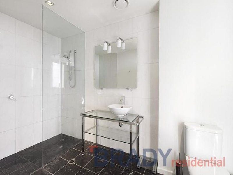 2306/68 La Trobe Street MELBOURNE VIC, Melbourne - Thumbnail 4
