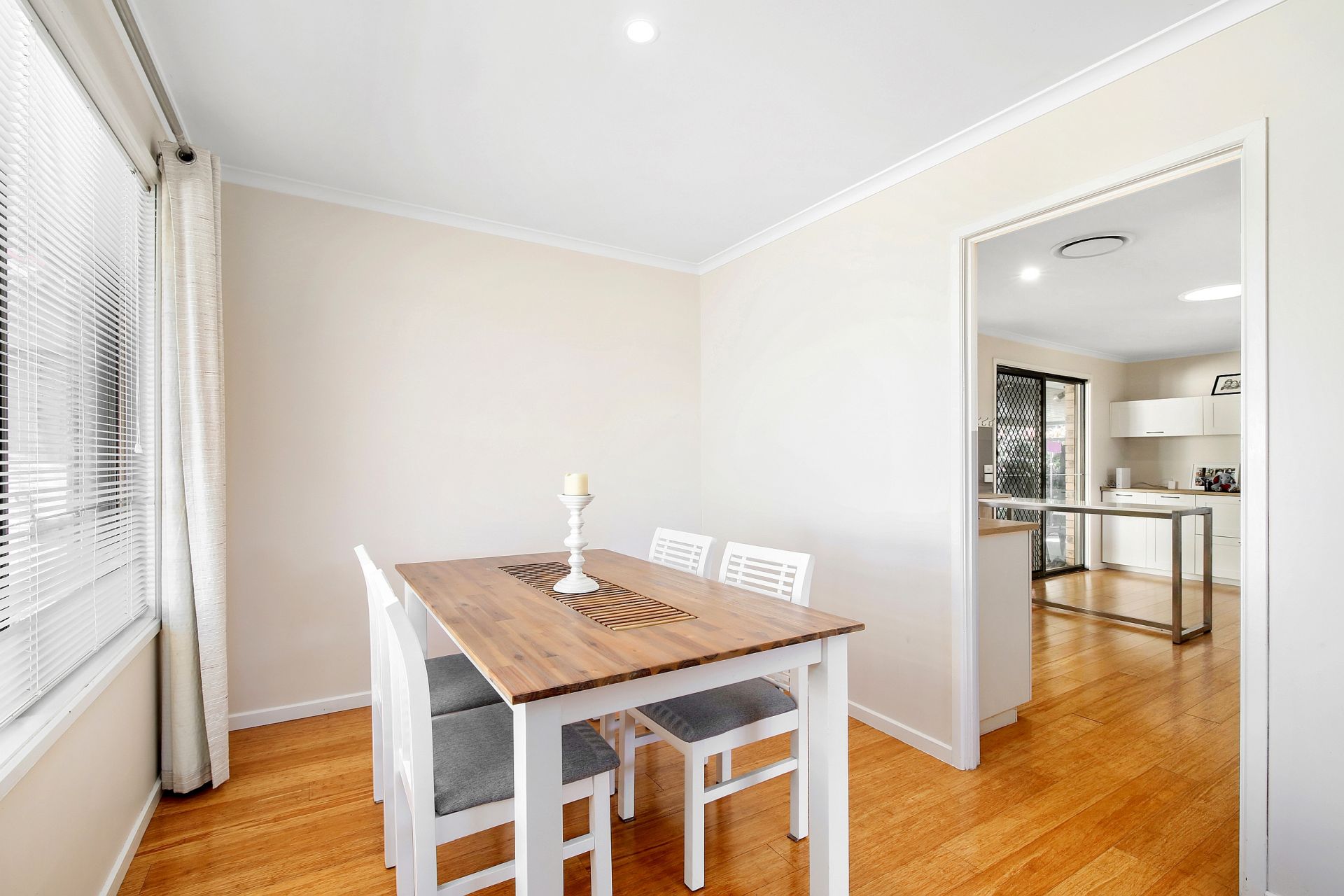 Real Estate For Sale 103 Cresthaven Avenue Bateau Bay , NSW