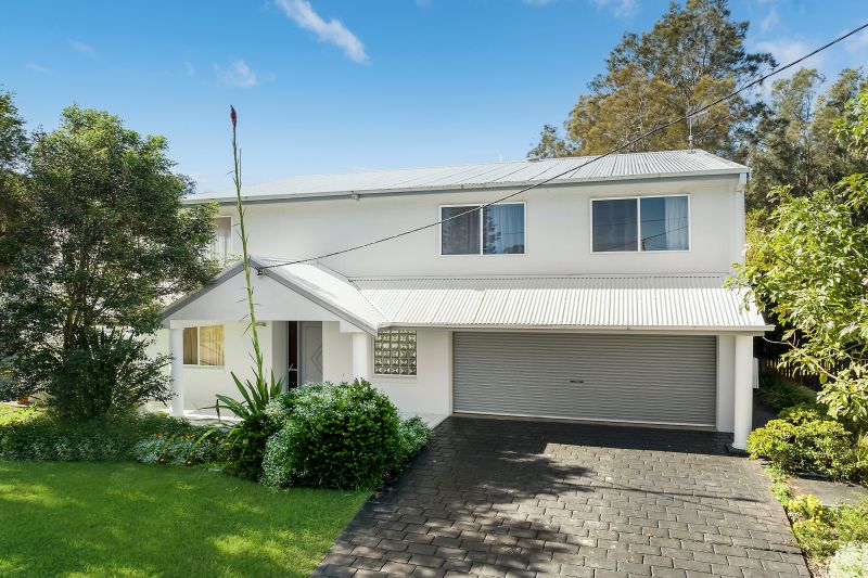 Real Estate For Sale 325 Lakedge Avenue Berkeley Vale , NSW