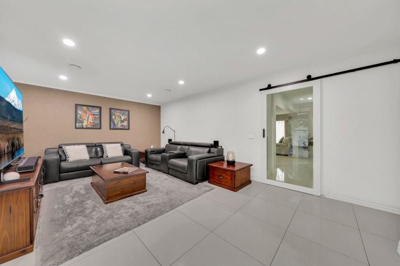 21 Healey Drive, Epping