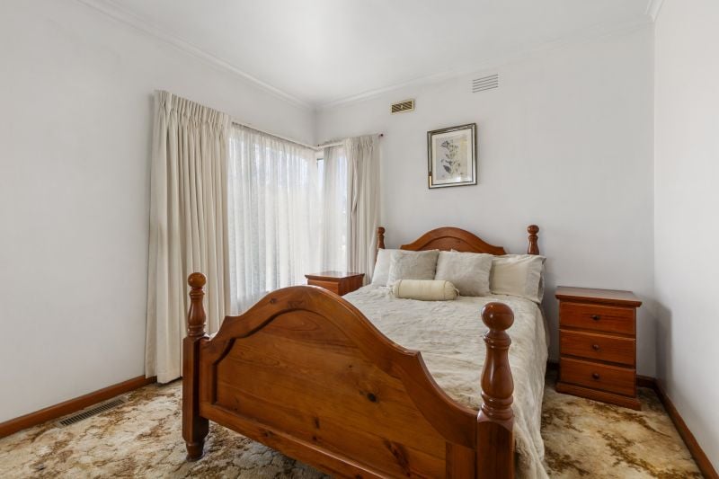 17 Winslow Avenue, Lalor