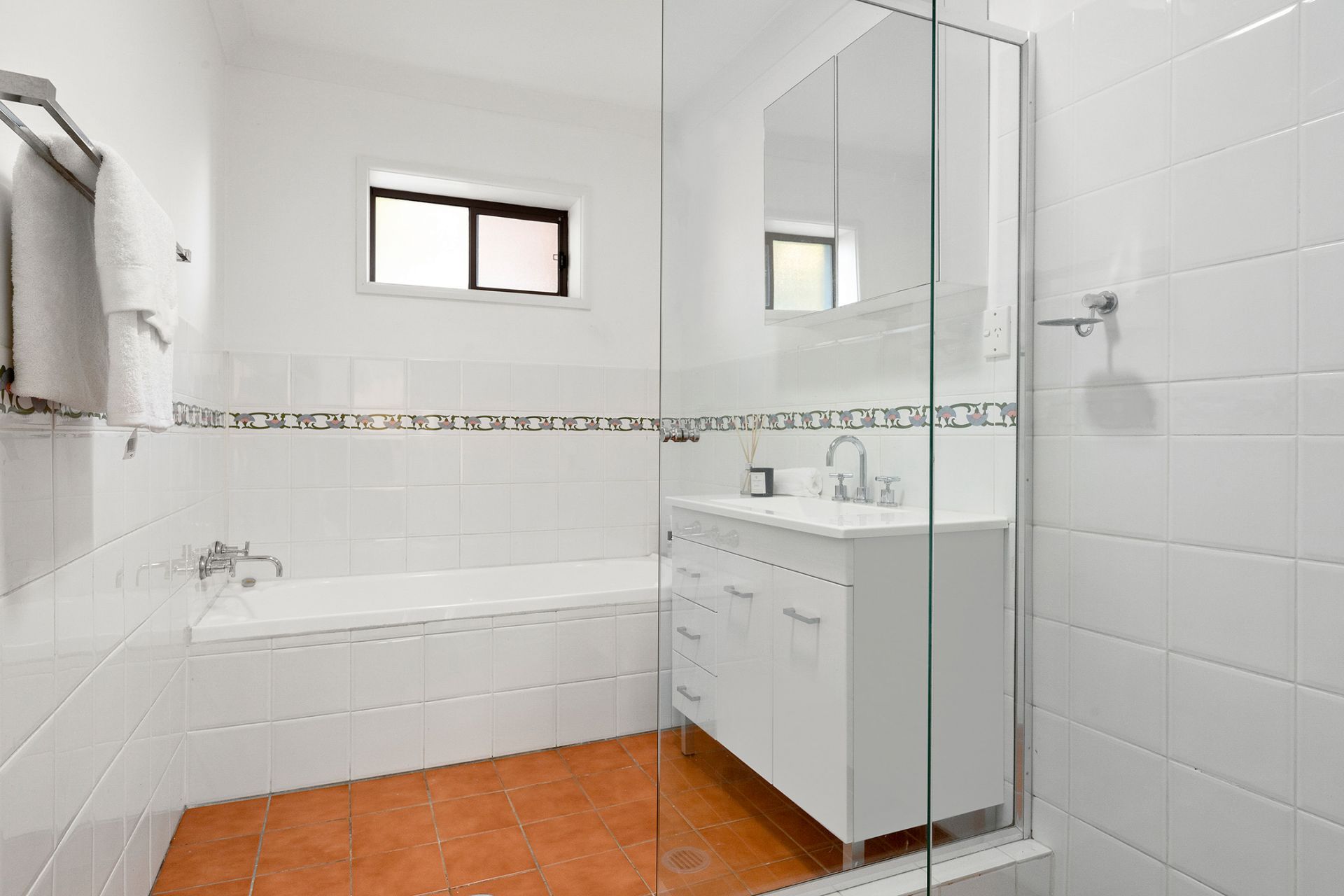 Real Estate For Sale 224b Connells Point Road Connells Point , NSW