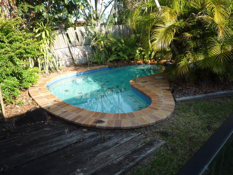 13 Alkira Street MAROOCHYDORE QLD