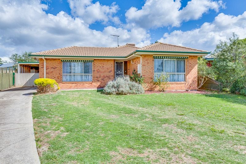 8 Steele Court, Bacchus Marsh - Thumbnail 2