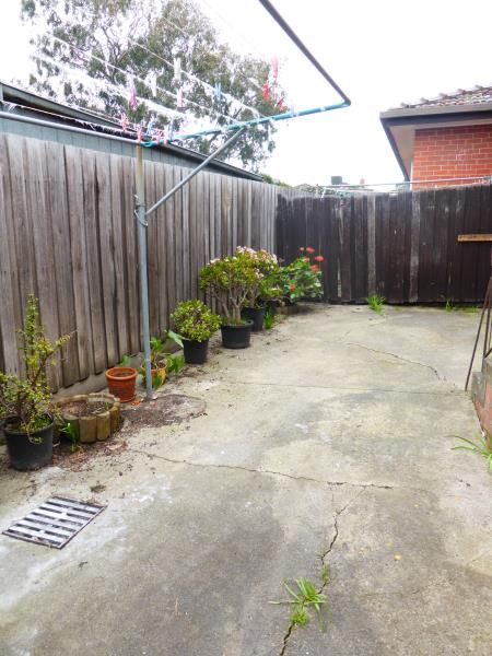 Renovated One Bedroom Unit