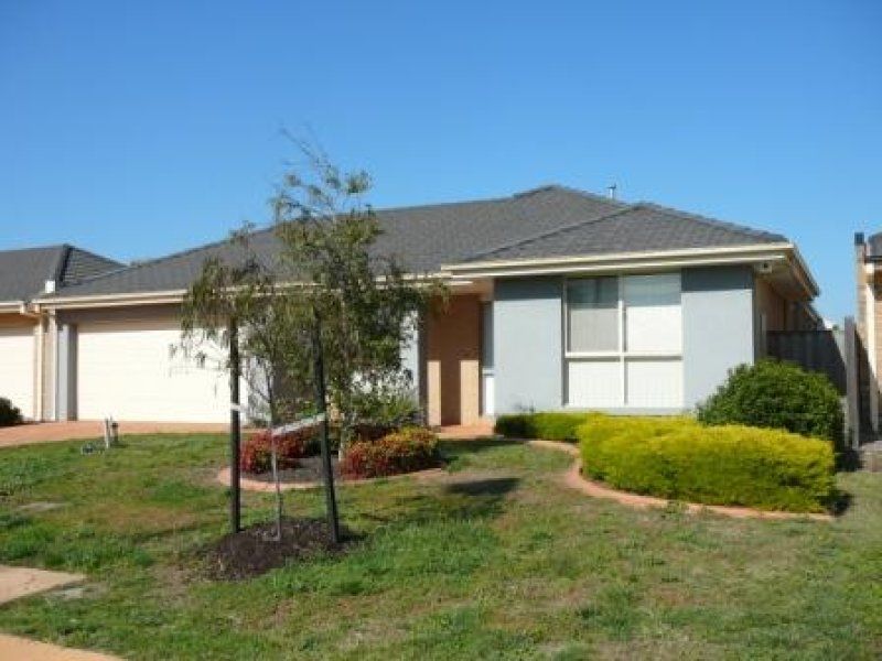 115 Middle Park Drive, Sanctuary Lakes - Thumbnail 5