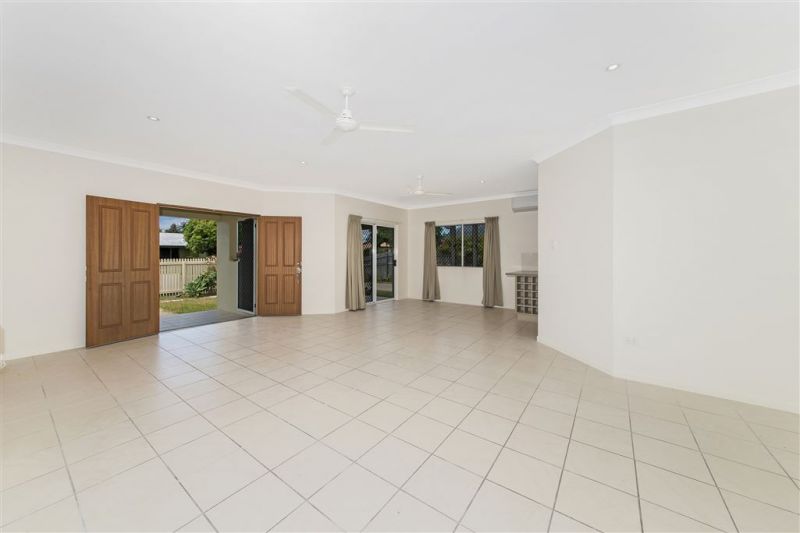 1/39 Charlotte Street, Aitkenvale Harcourts Kingsberry Townsville