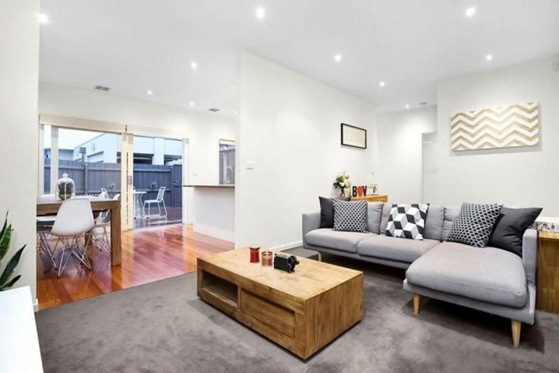 1/19 Dermot Street, Oakleigh South OBrien Real Estate