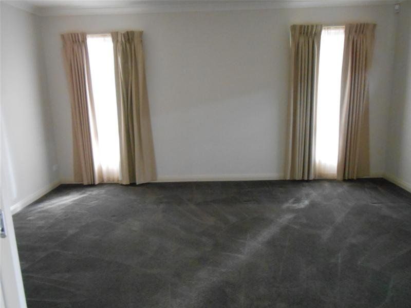 Beautiful Family Home in the Riverdale Estate...