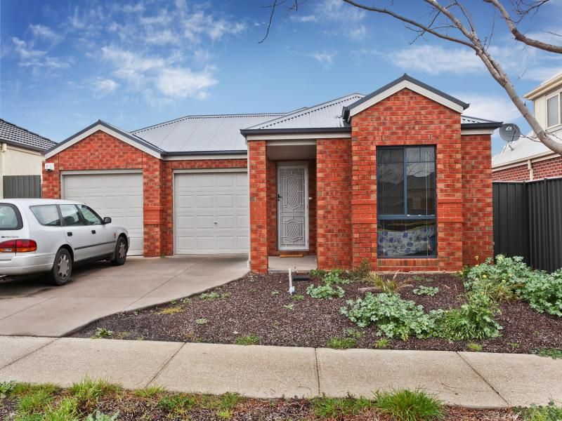 3 Insley Way, Caroline Springs - Thumbnail 2