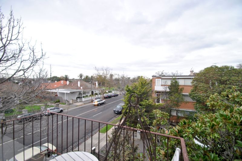 31/6-8 Glen Eira Road, Elsternwick - Thumbnail 7