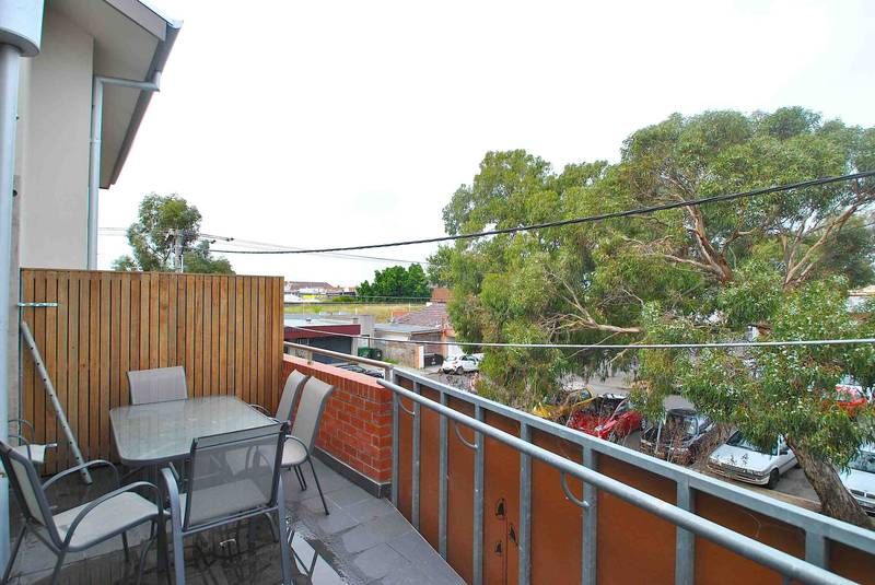 8/45-47 Nelson Street, St Kilda East - Thumbnail 6