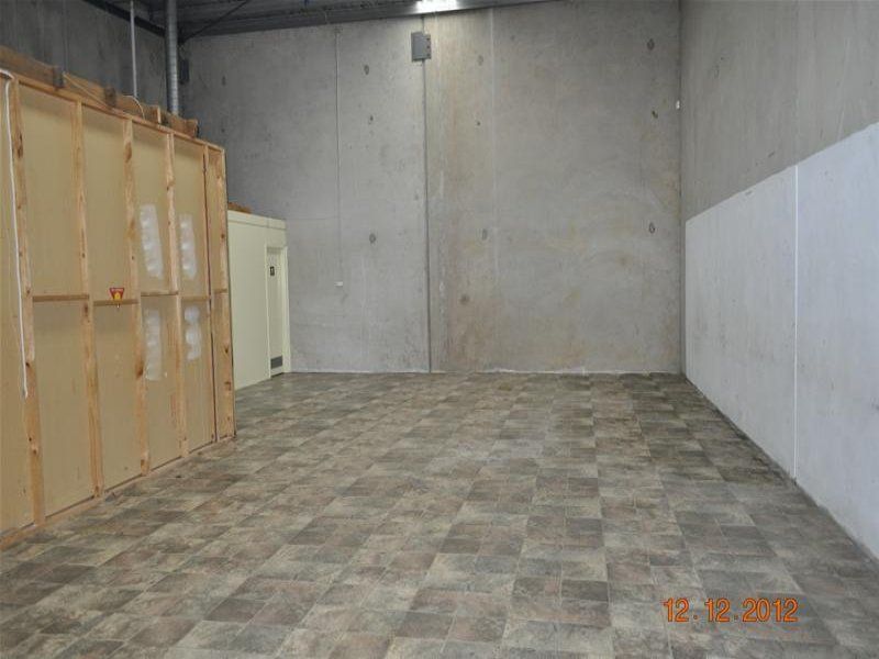 EXCELLENT FACTORY/WAREHOUSE IN GREAT LOCATION