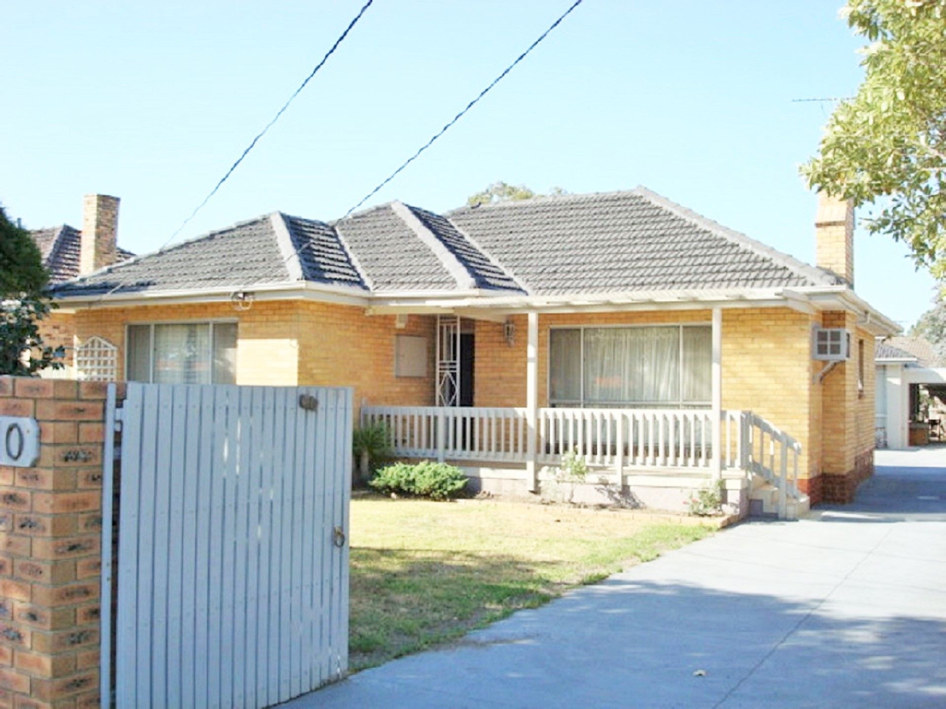 1/10 Tudor Street, Bentleigh East First National Clayton JXRE