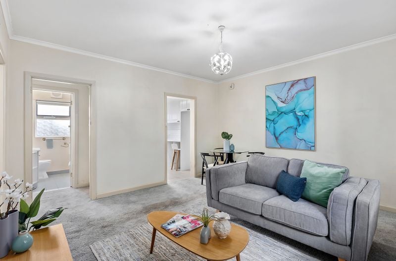 2/7 Gourlay Street, Balaclava - Thumbnail 2