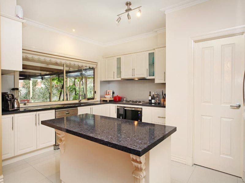 13 Cairn Curran Terrace, Caroline Springs - Thumbnail 3