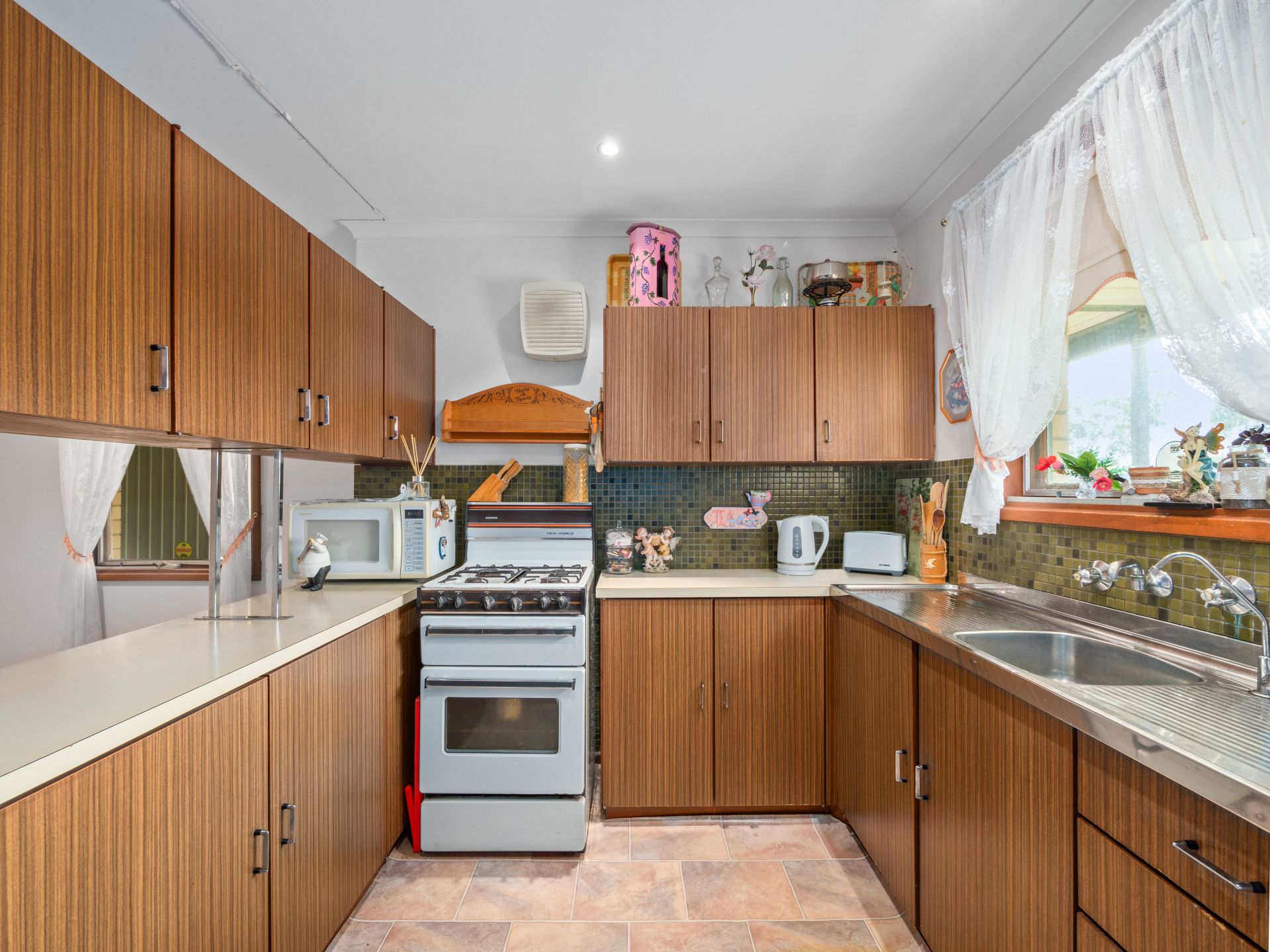 13 Conmurra Court, Craigmore - Thumbnail 4