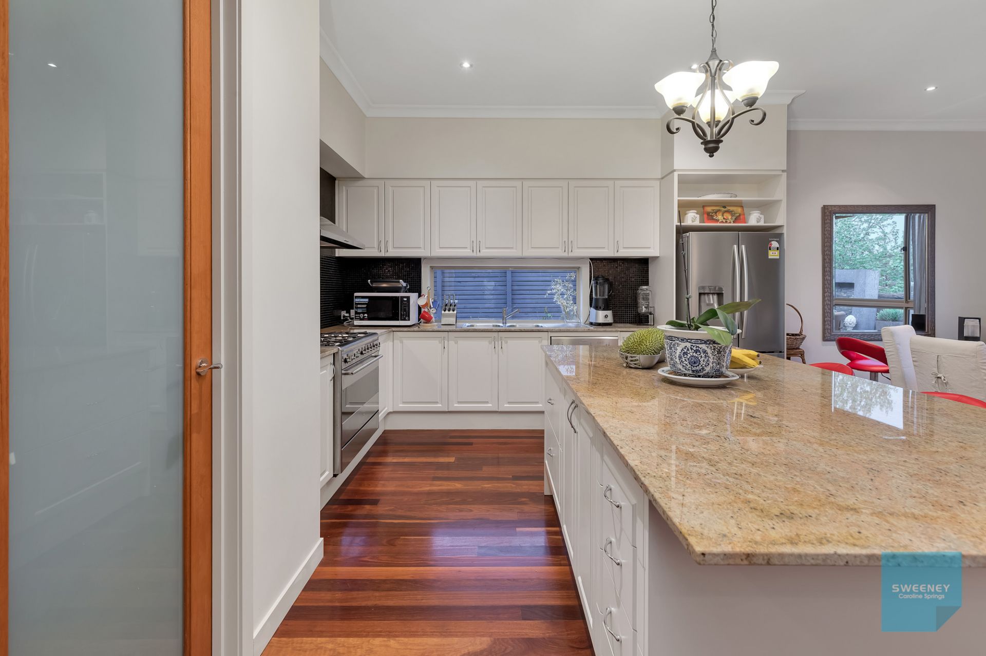 19 Woodward Way, Caroline Springs - Thumbnail 6