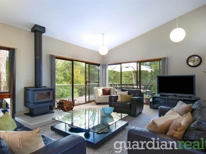 52 Gooraway Drive, Castle Hill - Thumbnail 4