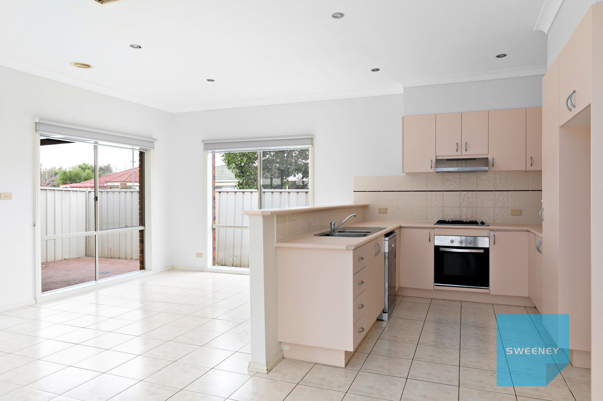25 Herrington Turn, Caroline Springs - Thumbnail 8