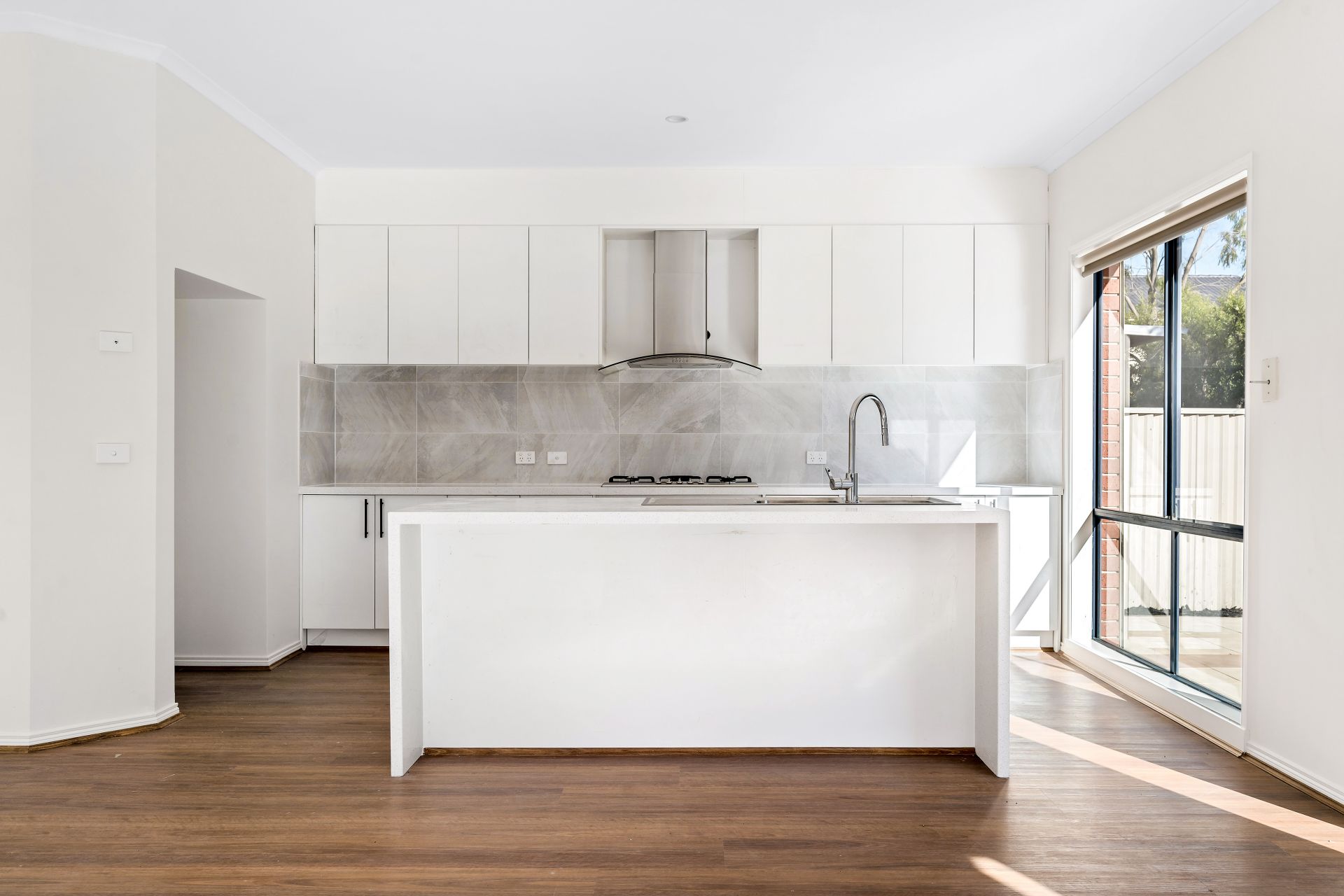 10 Finstall Close, Caroline Springs - Thumbnail 6