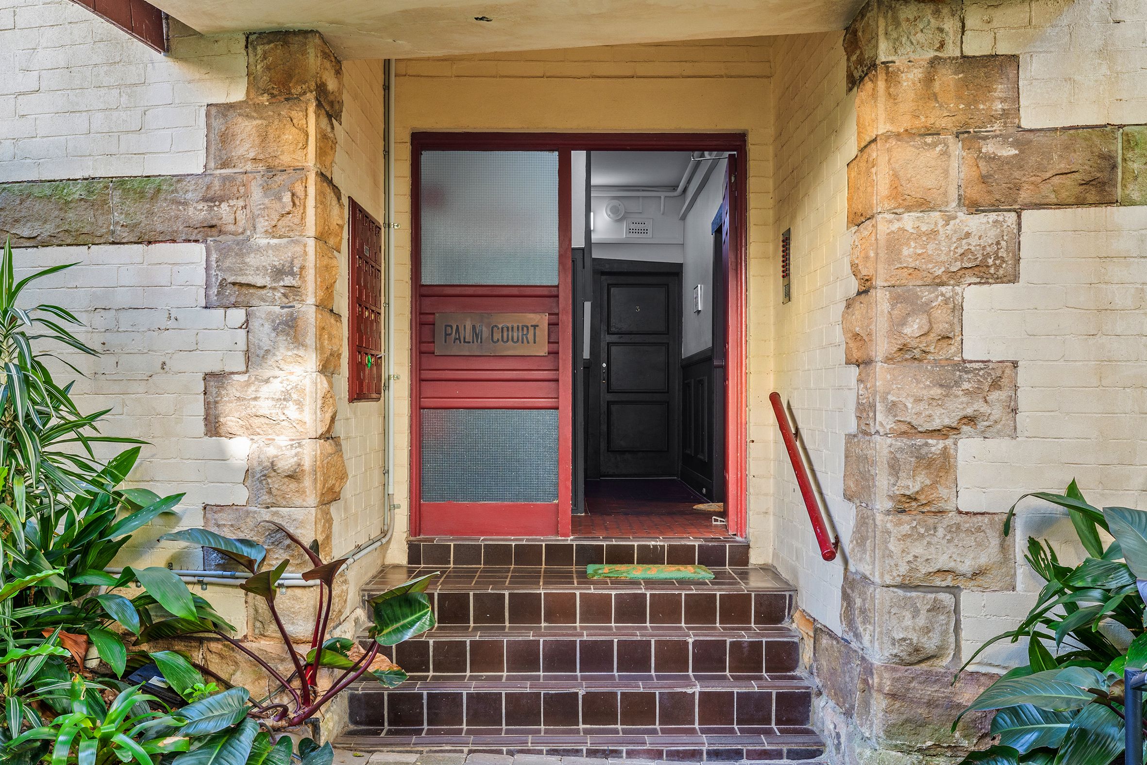 Real Estate For Sale 2/42 Bayswater Road Rushcutters Bay , NSW