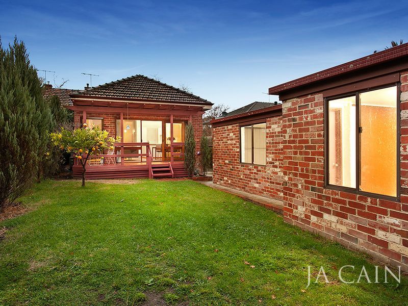 24A Bourne Road, GLEN IRIS J A CAIN Real Estate