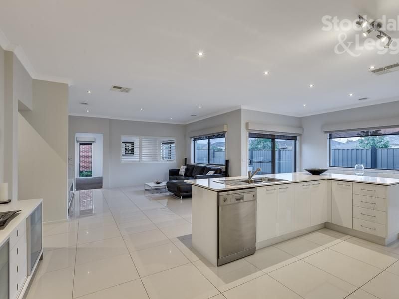 2 Coppice Street MERNDA, Mernda - Thumbnail 6