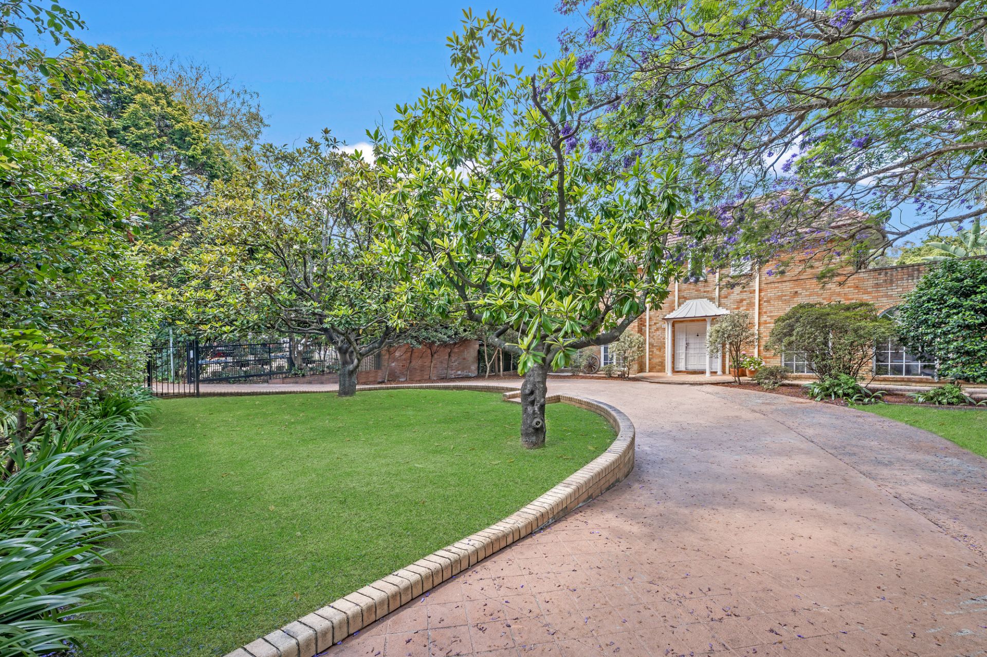 real-estate-for-lease-1537-pacific-highway-wahroonga-nsw