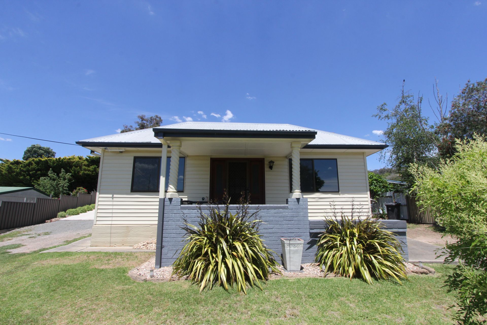 27 May Street, Goulburn Goulburn First National Real Estate