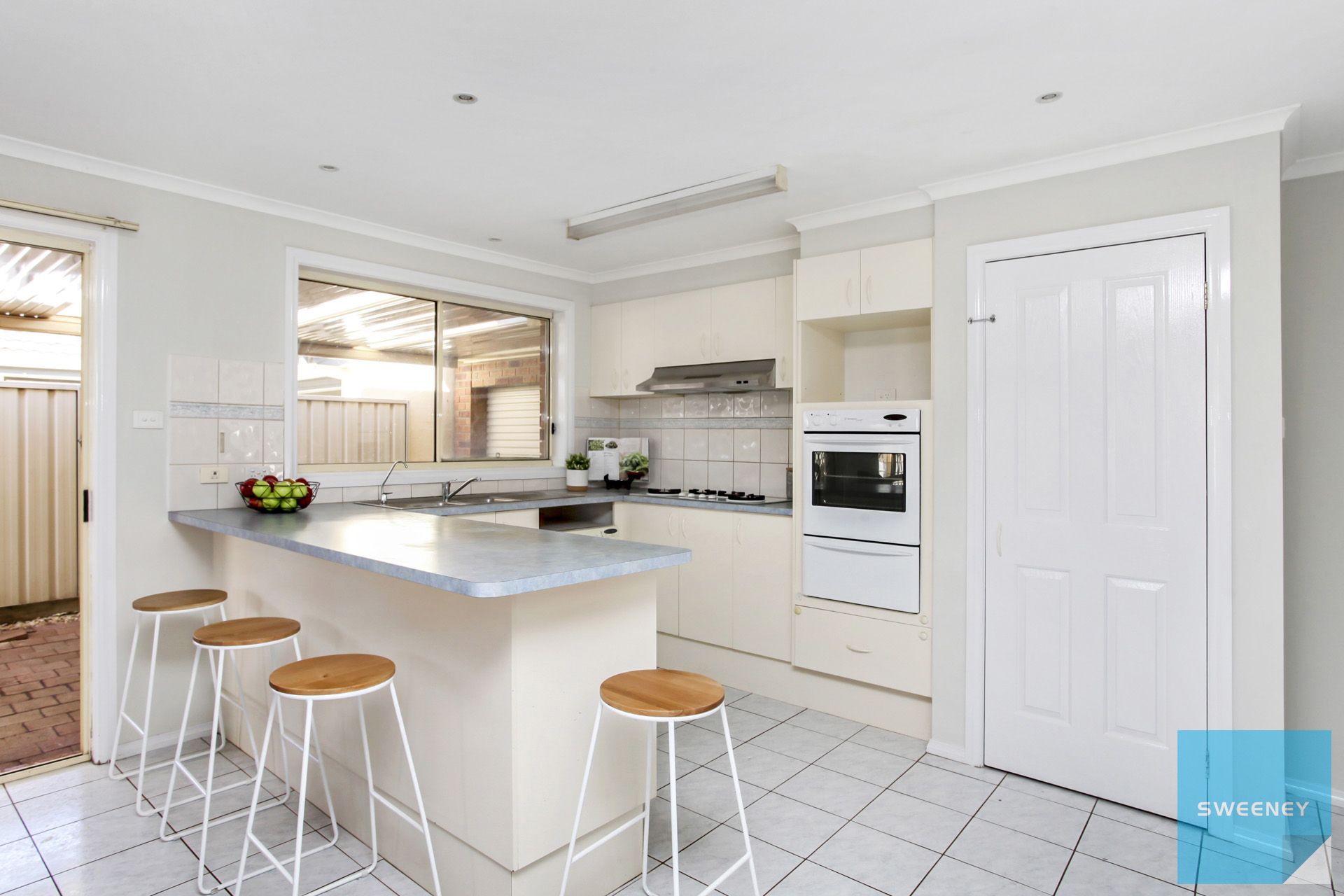 32 Macklin Way, Caroline Springs - Thumbnail 6