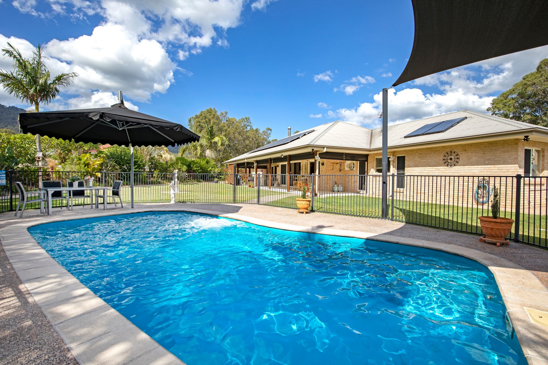 $ 1,730,000, Boyland - Thumbnail 3