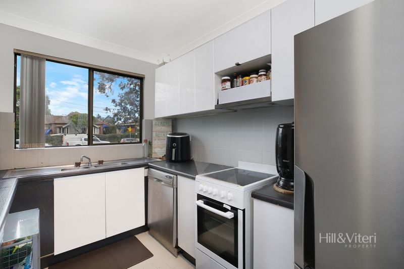 2/131-139 Oak Road, Kirrawee, Kirrawee - Thumbnail 4