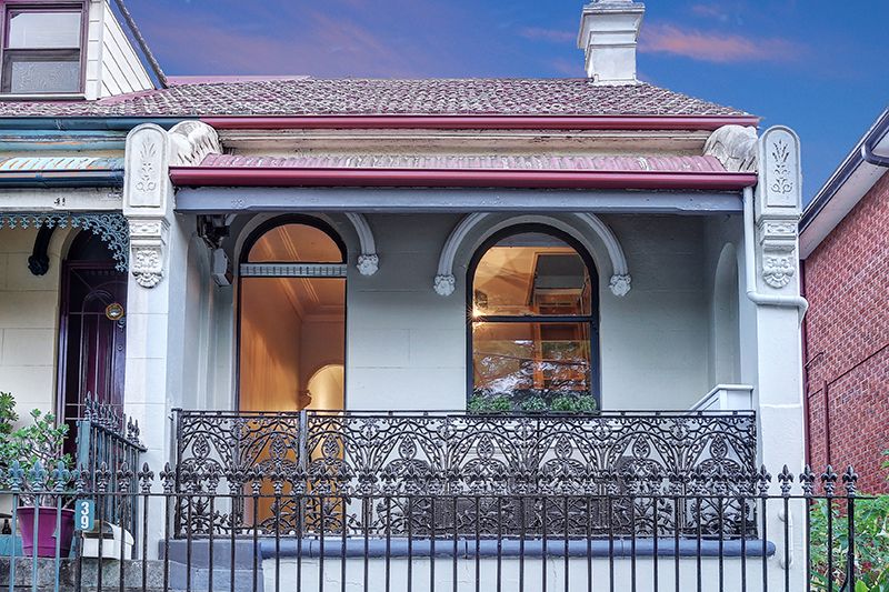 SOLD - Christmas is coming, vendor must sell!