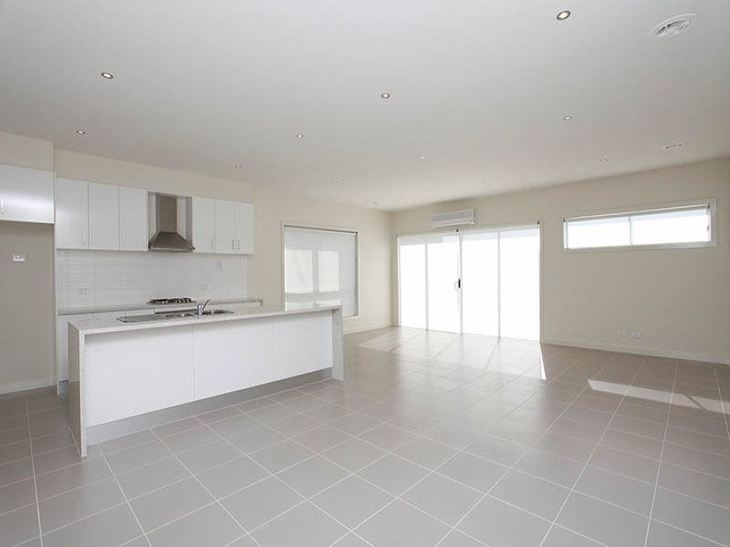 44 Arroyo Place, Caroline Springs - Thumbnail 5