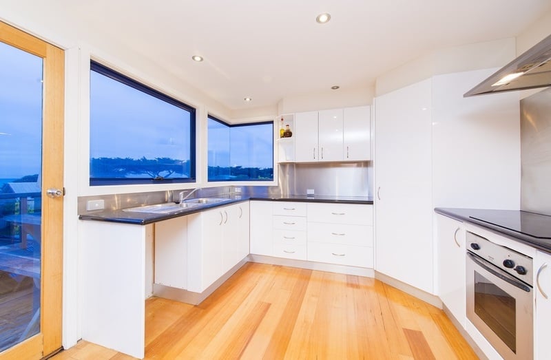 3 LEVELS OF OCEAN VIEWS, Apollo Bay - Thumbnail 3