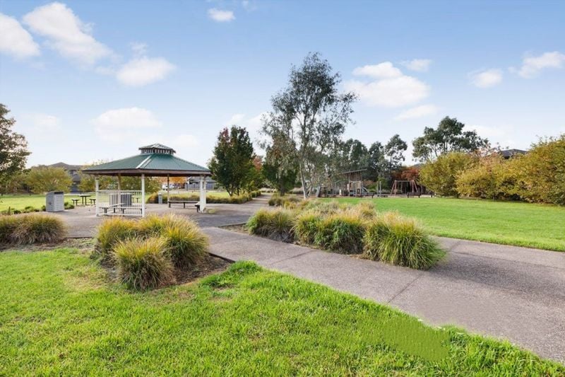 2 Maahu Amble, Mernda