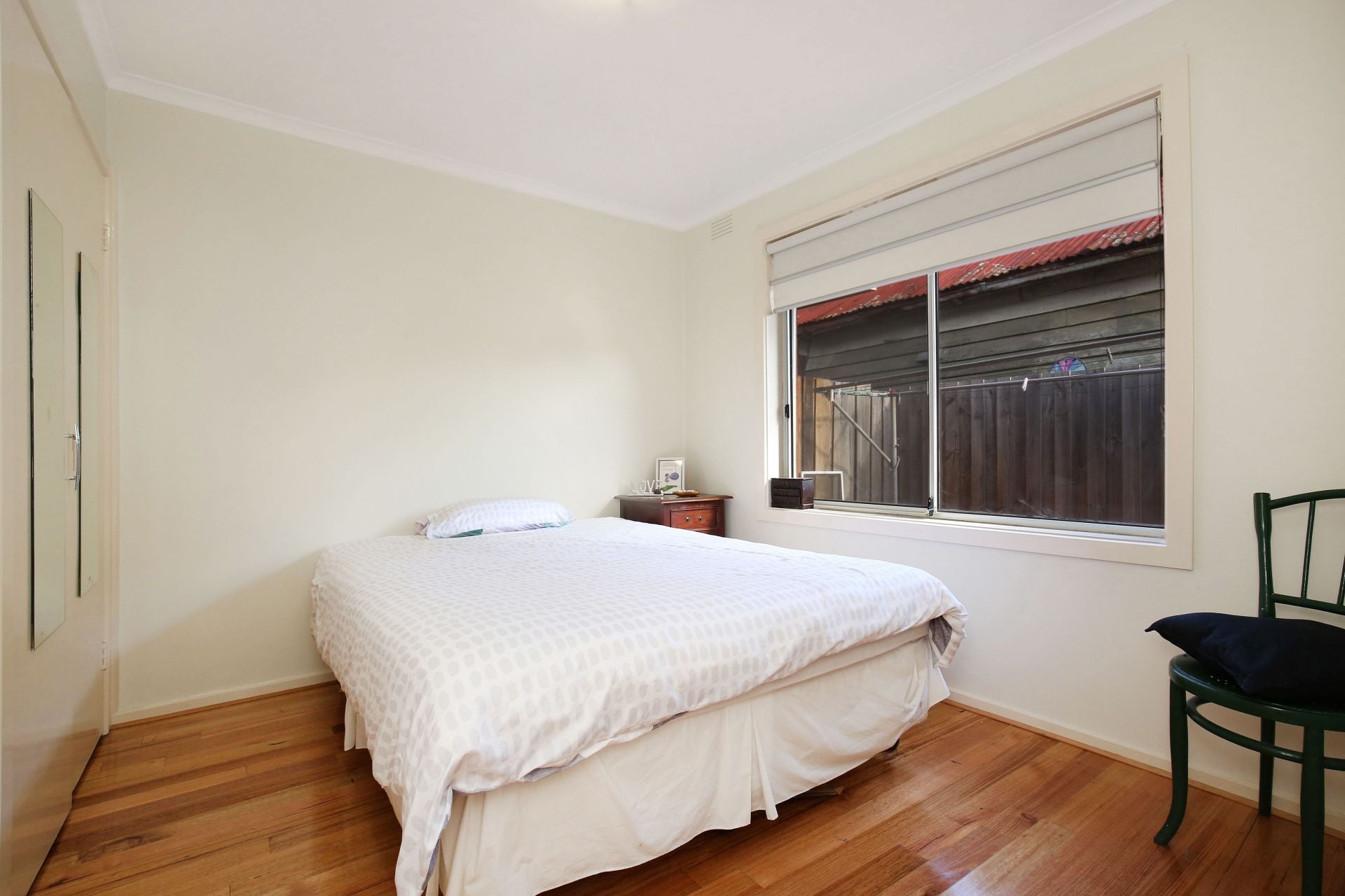 Refurbished Unit In The Heart Of Thornbury