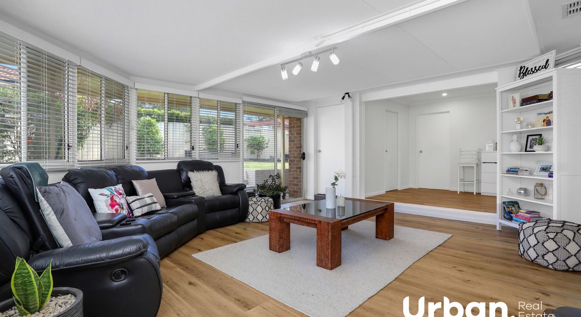 Glenmore Park 9 Friarbird Crescent