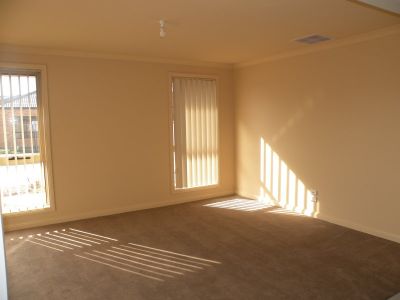 74 Tuross Crescent SOUTH MORANG, South Morang - Thumbnail 8