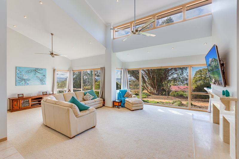 22 Manning Boulevard, Bacchus Marsh - Thumbnail 7