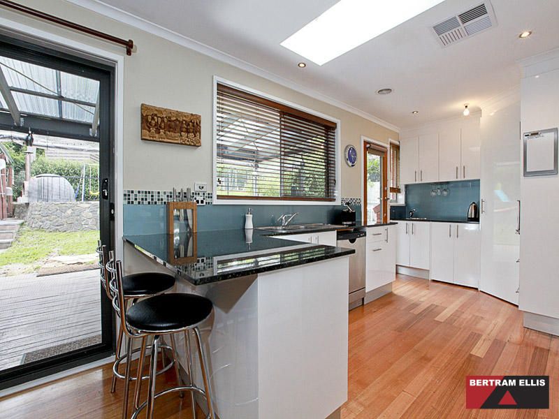 34 Nemarang Crescent, Waramanga - Thumbnail 2