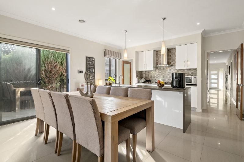 11 Connors Road, Mernda