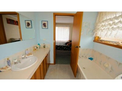 17 Marine Street, EAST DEVONPORT, East Devonport - Thumbnail 7