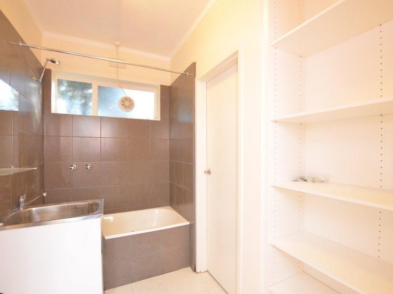 2/3 Hampton Parade West Footscray VIC, West Footscray - Thumbnail 5