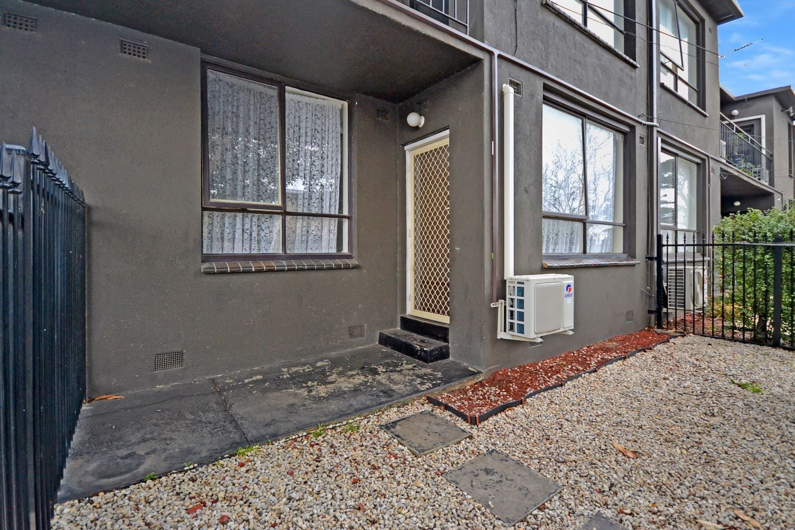 PARKSIDE LOCATION
