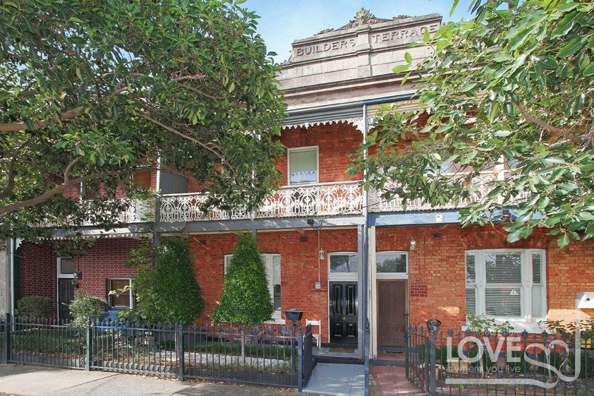 GRAND VICTORIAN TERRACE
